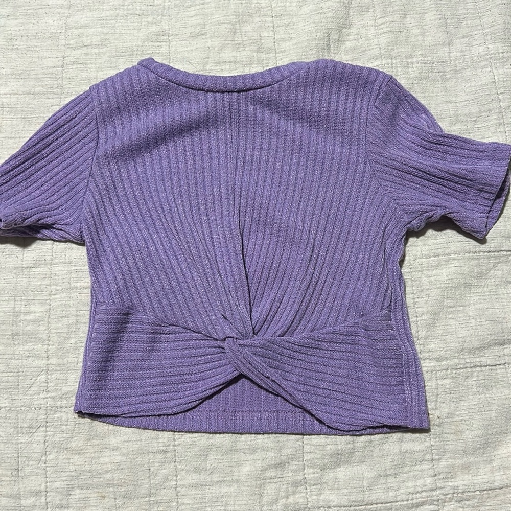 Shein Girls tshirt, Size 6Y